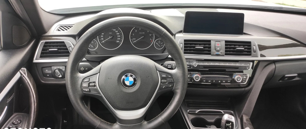 BMW Seria 3 cena 72400 przebieg: 111800, rok produkcji 2016 z Szczecin małe 379